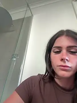 aus queen online show from 4, 2, 2026