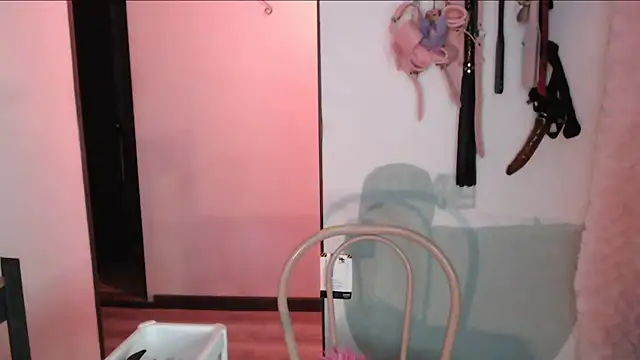 Hellen dumont online show from 4, 3, 2026