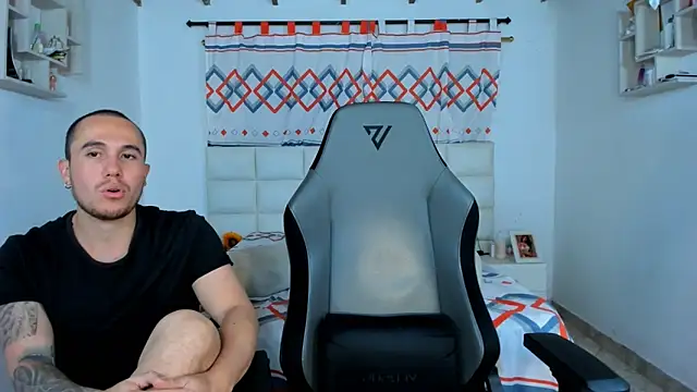 xxx sweet couple  online show from 18, 3, 2025