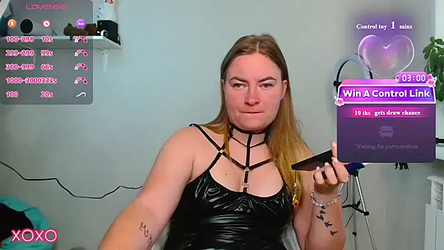 Snapshot of ElenaMaeer chatting on 21, 7, 2026 ElenaMaeer online show from 21, 7, 2026