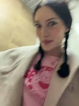 Melissa crazy online show from 12, 3, 2026