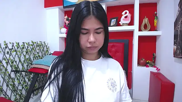 Letty Plugxo online show from 12, 1, 2026