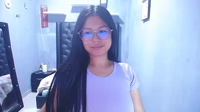 Letty Plugxo online show from 13, 2, 2026