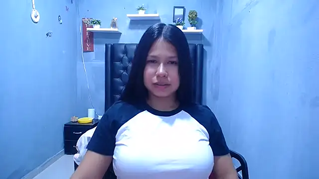 Letty Plugxo online show from 6, 7, 2026