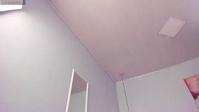 ScarletGV online show from 20, 2, 2025