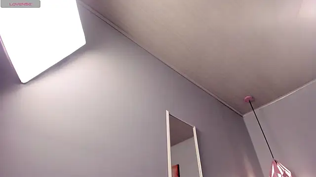 ScarletGV online show from 15, 3, 2025