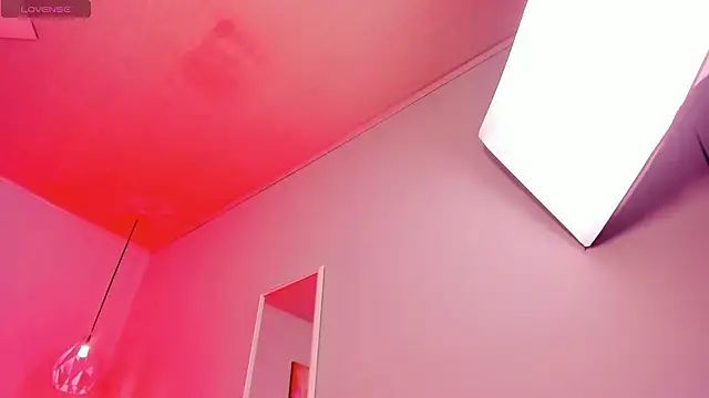 ScarletGV online show from 9, 10, 2025