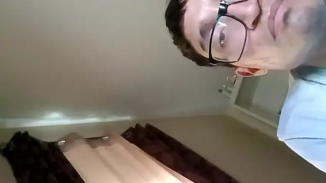 Snapshot of lRainbowBoy chatting on 4, 2, 2026 lRainbowBoy online show from 4, 2, 2026