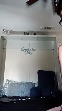 Snapshot of lRainbowBoy chatting on 5, 2, 2026 lRainbowBoy online show from 5, 2, 2026