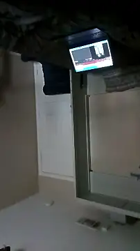 Snapshot of lRainbowBoy chatting on 6, 4, 2026 lRainbowBoy online show from 6, 4, 2026