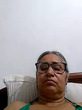 Snapshot of _candi chatting on 6, 3, 2026 candi online show from 6, 3, 2026