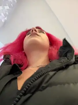 RiriRoseey online show from 4, 2, 2025