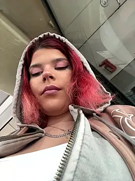 RiriRoseey online show from 23, 3, 2026