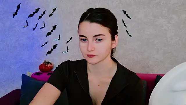 Miss Arwen online show from 13, 10, 2025