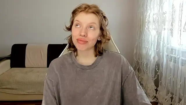 StellaDavis online show from 14, 4, 2026