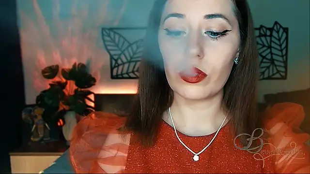 MissBeverlyMills online show from 18, 1, 2025