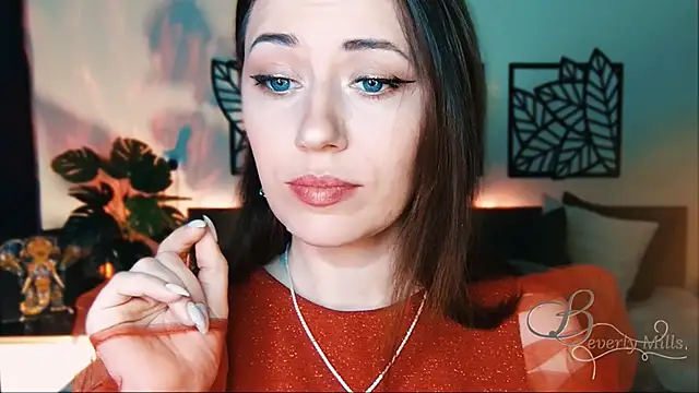 MissBeverlyMills online show from 16, 2, 2025