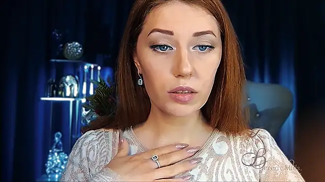 MissBeverlyMills online show from 11, 4, 2026