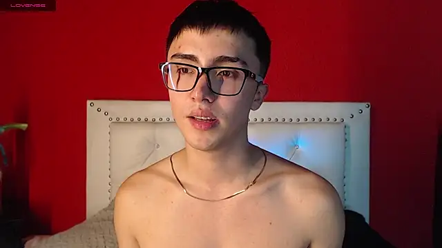 santi-fabulous online show from 30, 12, 2024