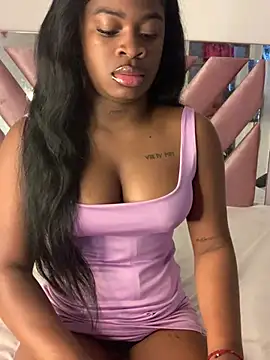 Snapshot of Tamara_Lubezkii chatting on 12, 1, 2025 Tamara Lubezkii online show from 12, 1, 2025