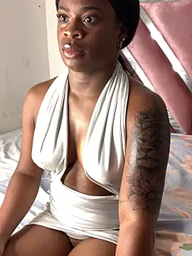 Snapshot of Tamara_Lubezkii chatting on 15, 1, 2025 Tamara Lubezkii online show from 15, 1, 2025