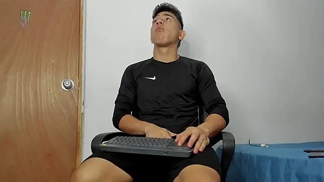 andrew rose  online show from 16, 2, 2026