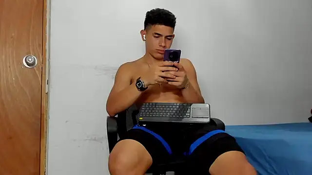 andrew rose  online show from 9, 4, 2026