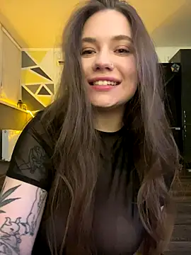 Snapshot of Vikki_toriya chatting on 5, 11, 2025 Vikki toriya online show from 5, 11, 2025