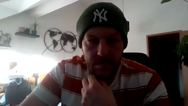 Snapshot of BennyLommy chatting on 5, 2, 2026 BennyLommy online show from 5, 2, 2026