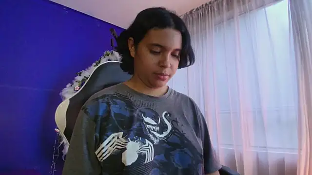 Emmapark  online show from 22, 2, 2026