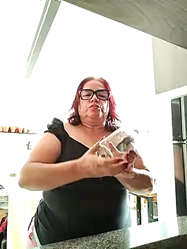 MARIANMILLS   online show from 11, 3, 2025