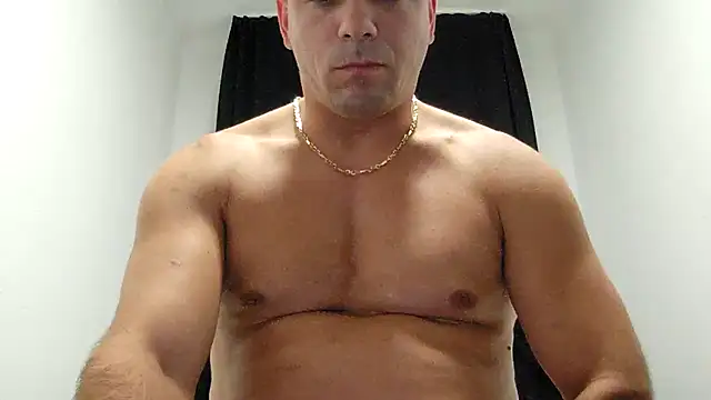 Snapshot of Mitzatb4u chatting on 14, 9, 2025 Mitzatb4u online show from 14, 9, 2025