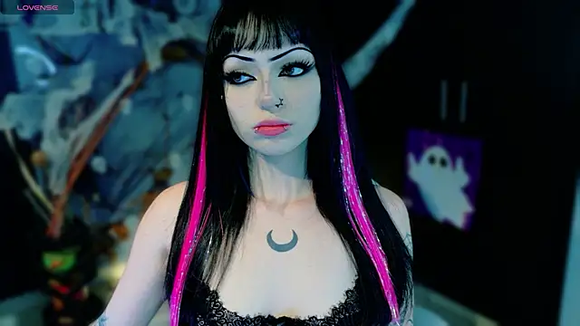 Snapshot of Madison_Jackson chatting on 14, 10, 2025 Madison Jackson online show from 14, 10, 2025