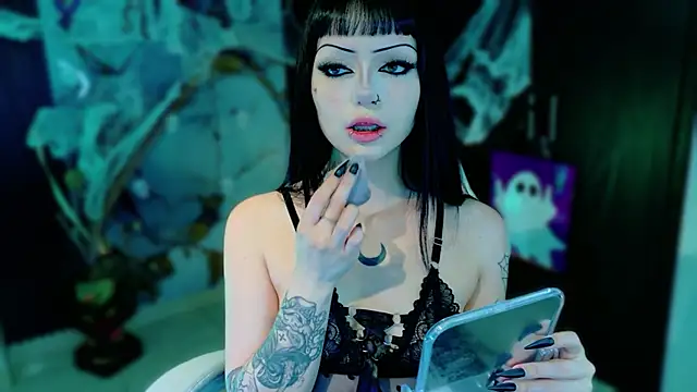 Snapshot of Madison_Jackson chatting on 27, 10, 2025 Madison Jackson online show from 27, 10, 2025