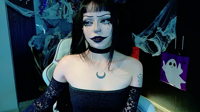 Snapshot of Madison_Jackson chatting on 29, 10, 2025 Madison Jackson online show from 29, 10, 2025