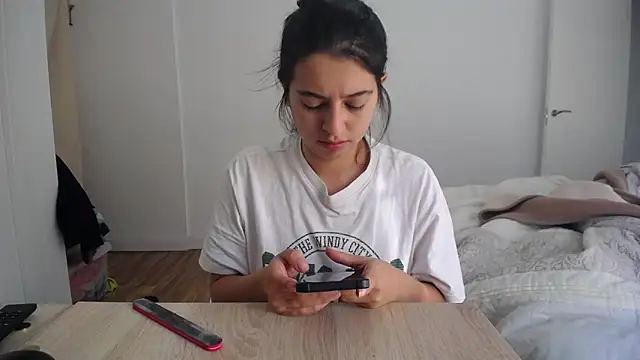 Contantin helena online show from 24, 12, 2024