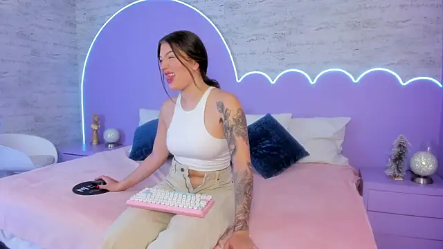 Giaa Ross online show from 20, 12, 2025