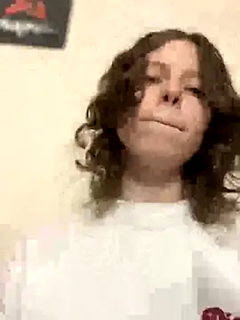 Snapshot of RinaMood chatting on 15, 10, 2025 RinaMood online show from 15, 10, 2025