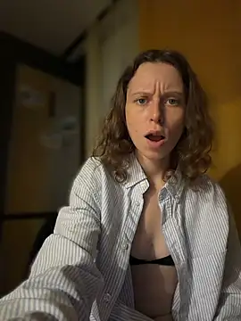 RinaMood online show from 4, 4, 2026