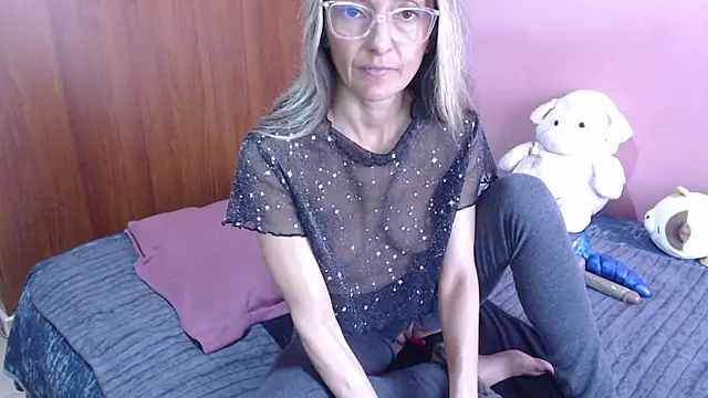 Snapshot of Susanlover chatting on 7, 2, 2026 Susanlover online show from 7, 2, 2026