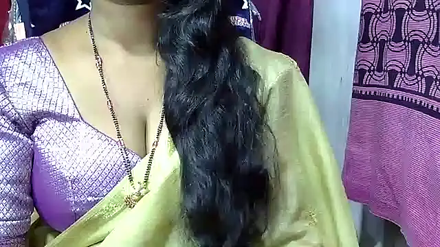 Snapshot of samyukthapuretelugu chatting on 26, 1, 2025 samyukthapuretelugu online show from 26, 1, 2025