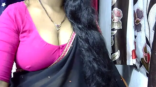 Snapshot of samyukthapuretelugu chatting on 22, 3, 2025 samyukthapuretelugu online show from 22, 3, 2025