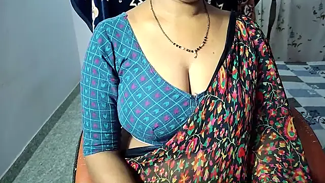 Snapshot of samyukthapuretelugu chatting on 18, 7, 2026 samyukthapuretelugu online show from 18, 7, 2026