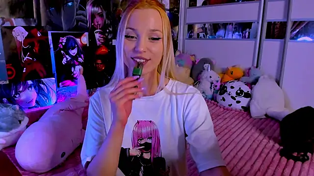 Cute  Pony online show from 6, 12, 2024