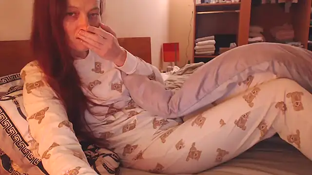 Snapshot of LovelyAndraGirl chatting on 20, 12, 2025 LovelyAndraGirl online show from 20, 12, 2025