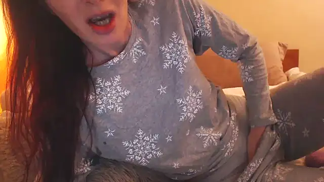 Snapshot of LovelyAndraGirl chatting on 4, 2, 2026 LovelyAndraGirl online show from 4, 2, 2026