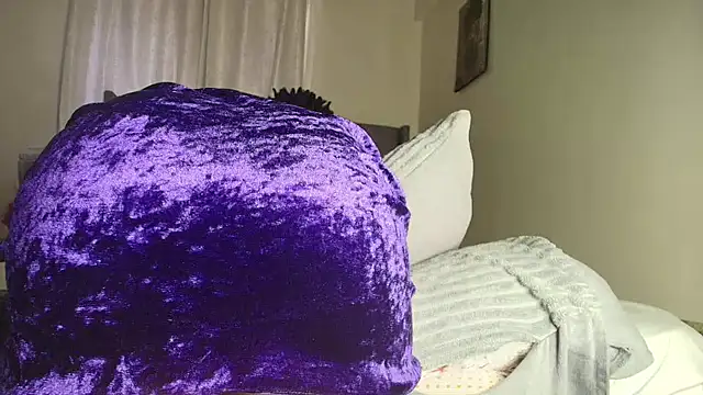 t-NaughtyLicia online show from 12, 1, 2026