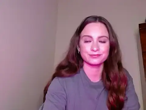 Snapshot of Sophie_Raegan chatting on 24, 1, 2025 Sophie Raegan online show from 24, 1, 2025