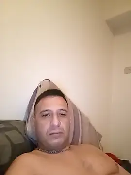 Snapshot of SourDifference5 chatting on 10, 3, 2026 SourDifference5 online show from 10, 3, 2026