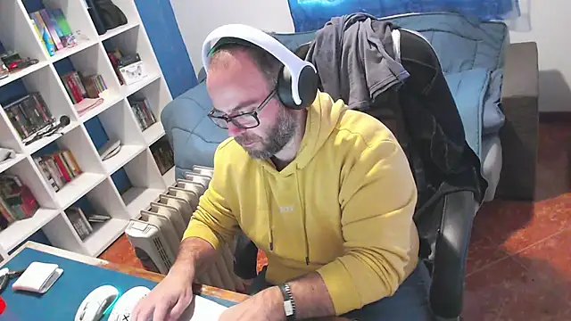 ravingr4d4 online show from 19, 1, 2026